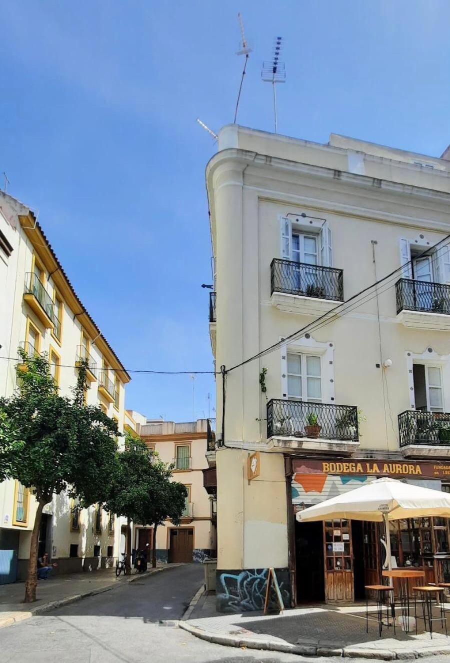 Budget And Cute Rooms With Balcony Sevilla Center Extérieur photo