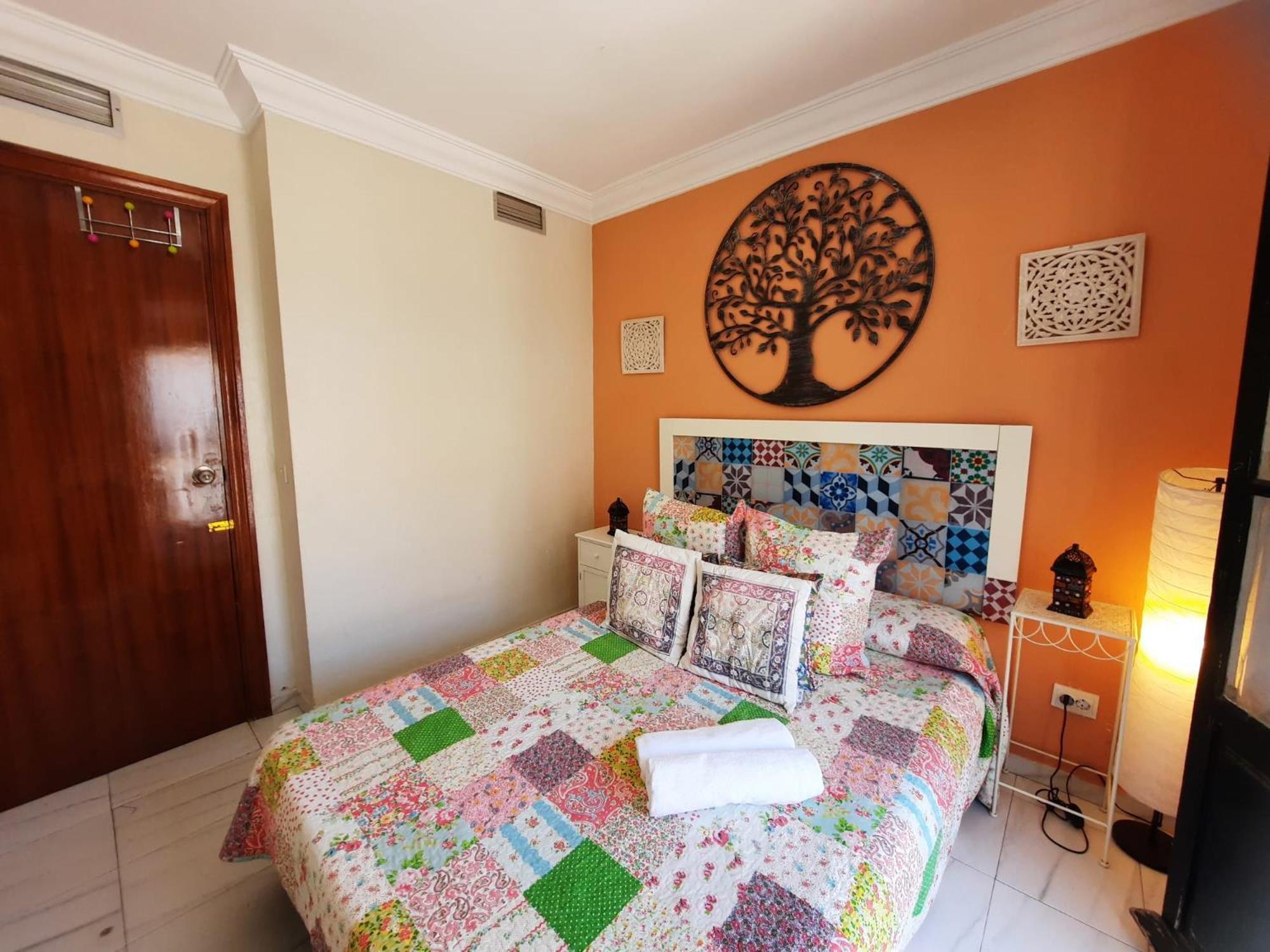 Budget And Cute Rooms With Balcony Sevilla Center Extérieur photo