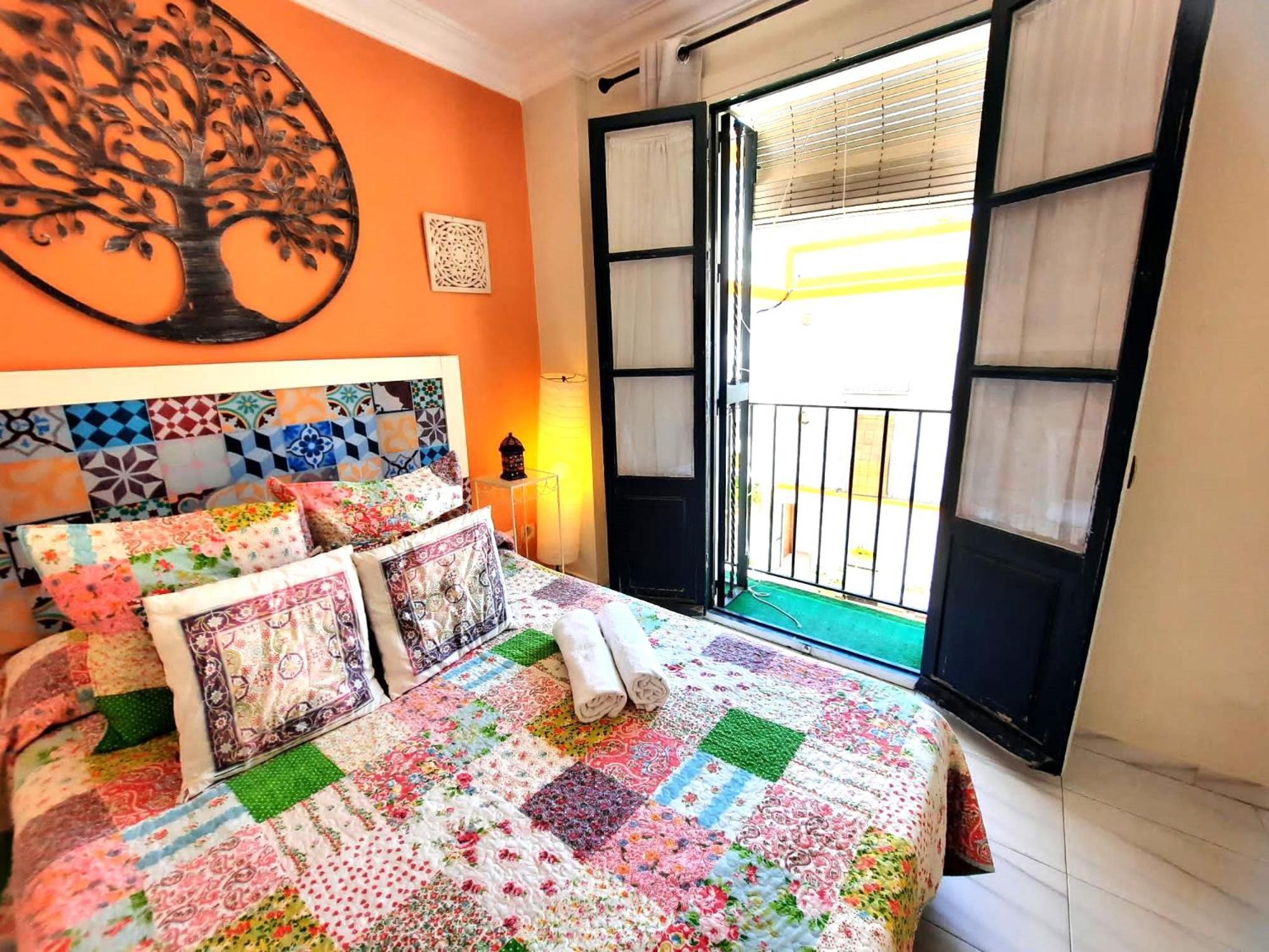 Budget And Cute Rooms With Balcony Sevilla Center Extérieur photo