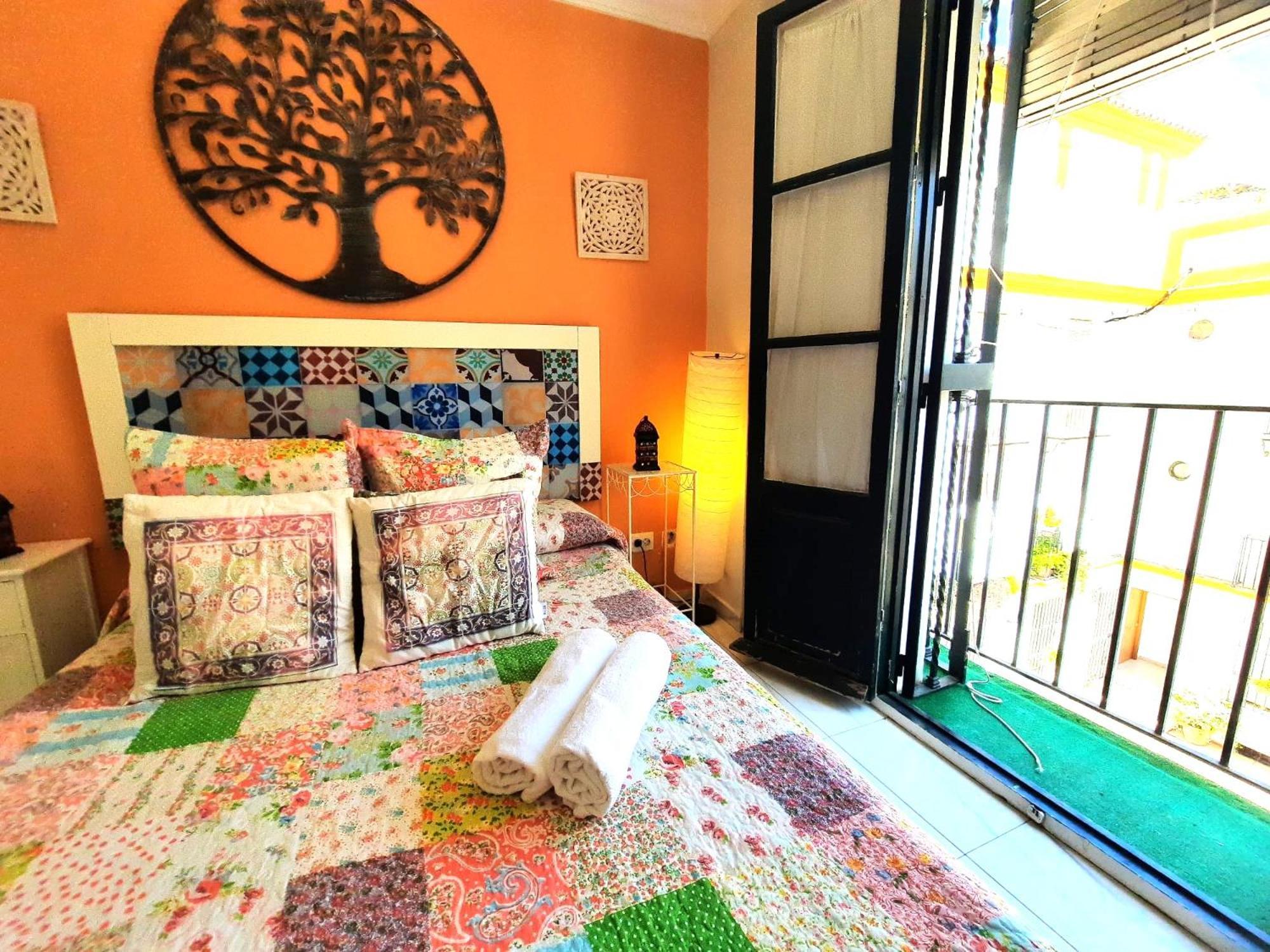 Budget And Cute Rooms With Balcony Sevilla Center Extérieur photo