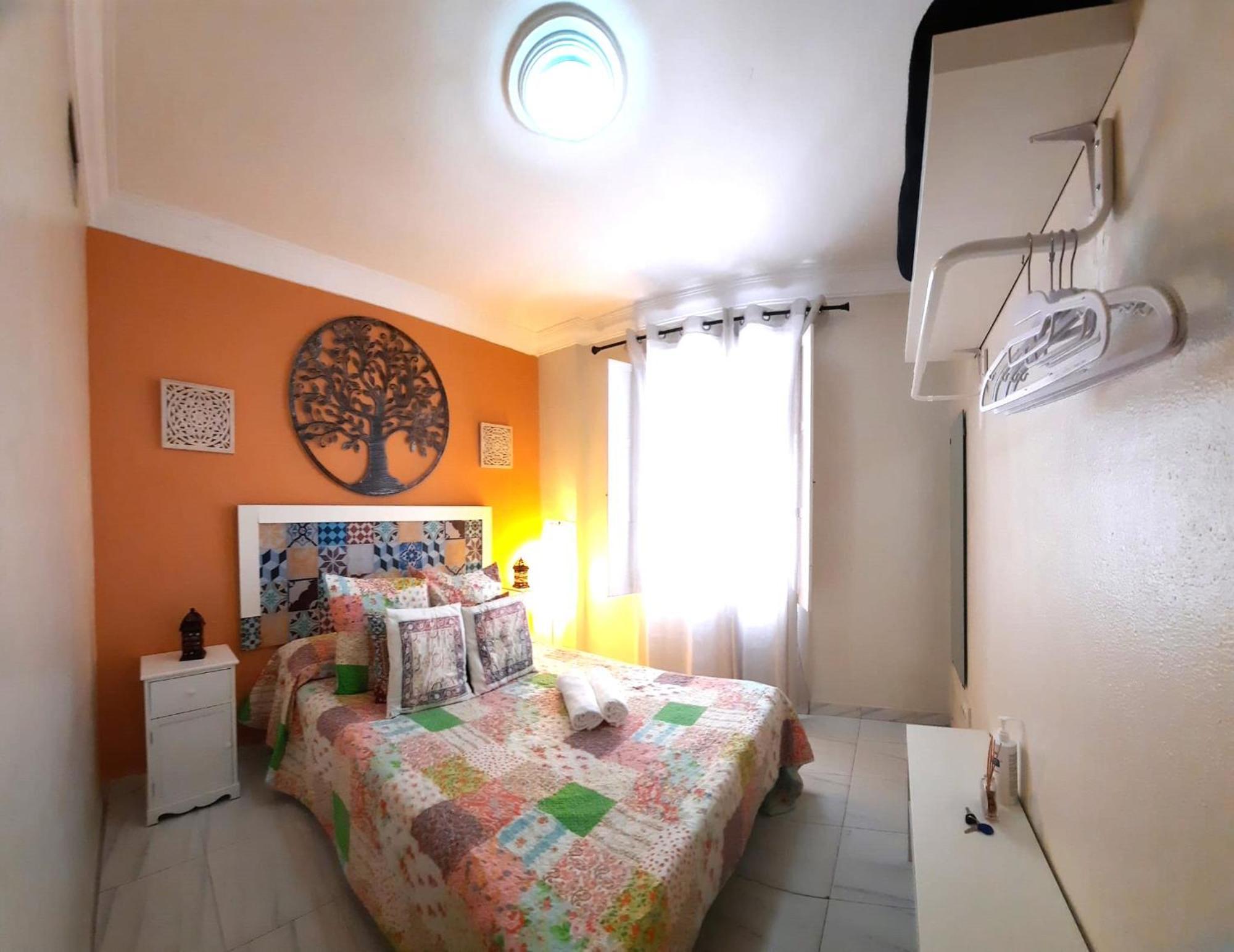 Budget And Cute Rooms With Balcony Sevilla Center Extérieur photo