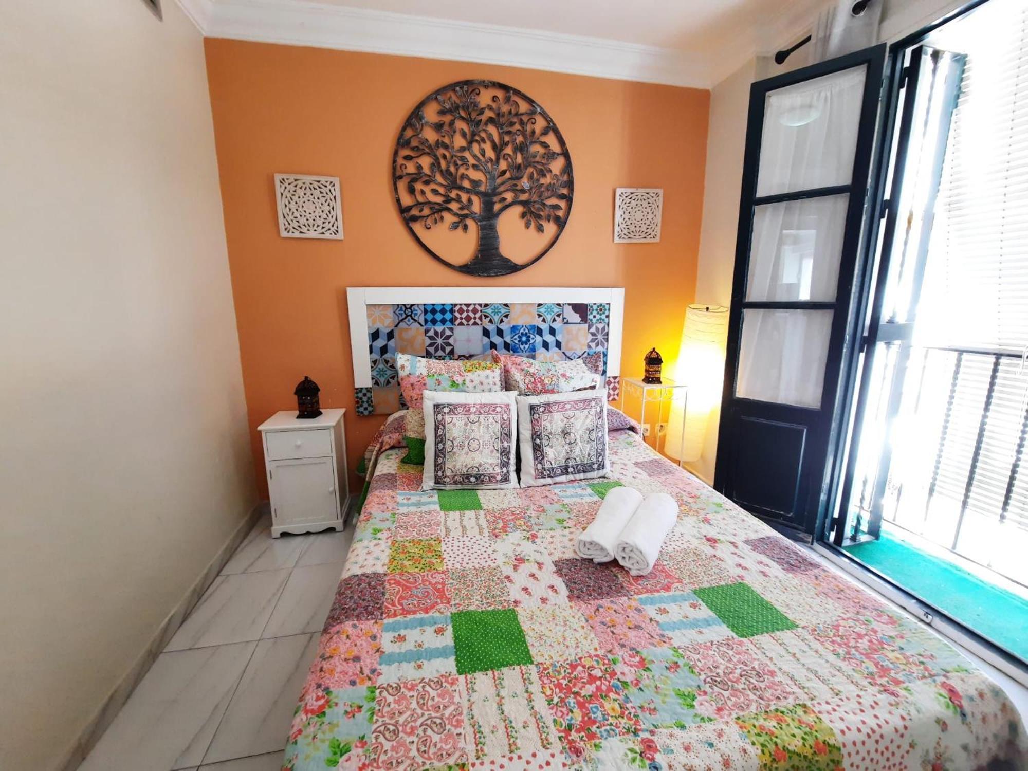 Budget And Cute Rooms With Balcony Sevilla Center Extérieur photo